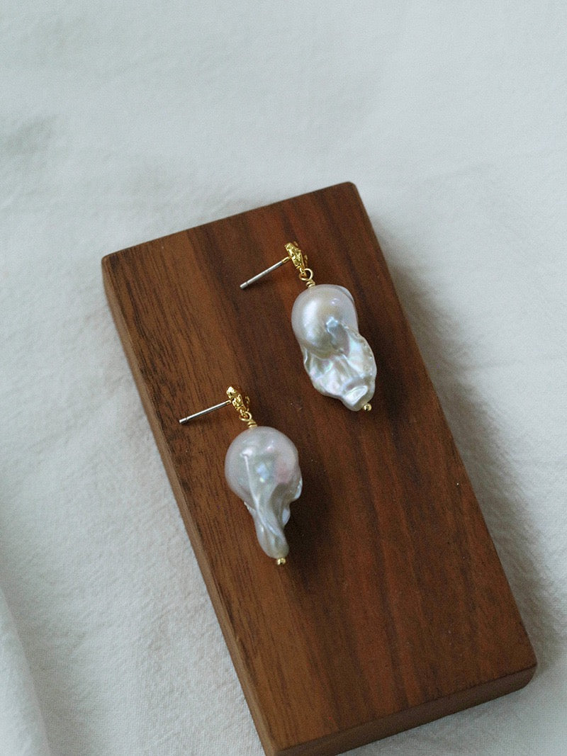 BJ012 Baroque Pearl Earrings | Forever in Bloom