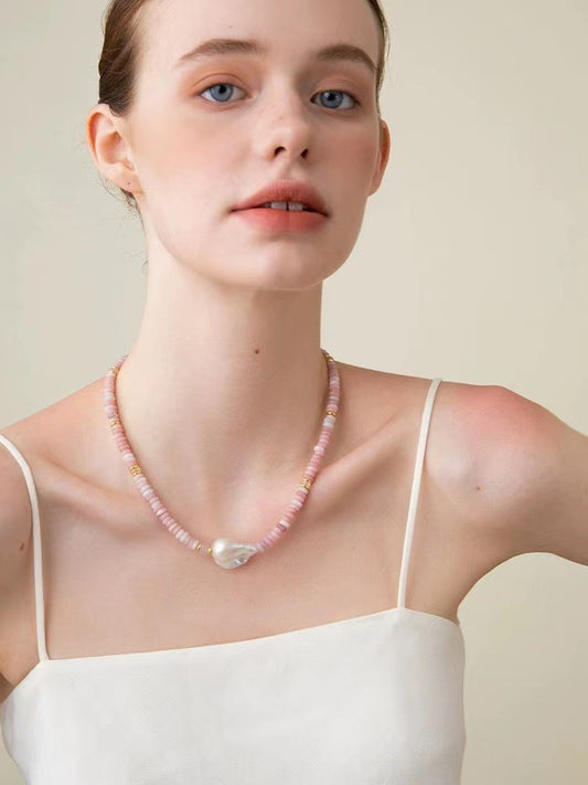 Pink Beaded Elegant Baroque Necklace