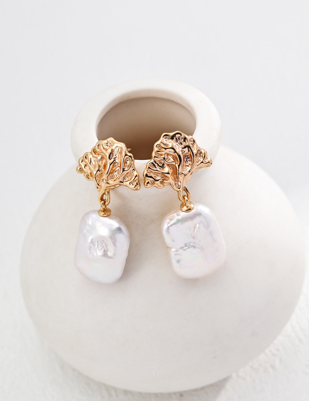 Vintage Gold Pearl Earrings