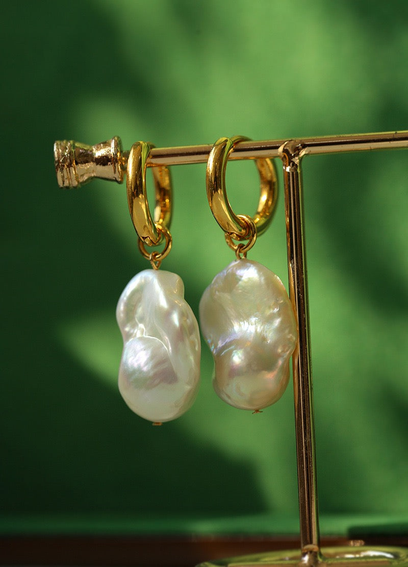 Baroque Pearl Earring