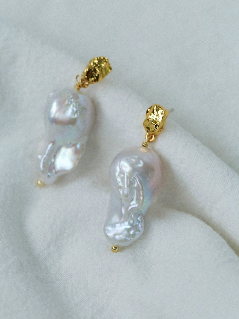 BJ012 Baroque Pearl Earrings | Forever in Bloom